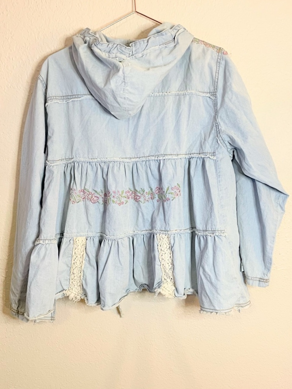 POL Embroidered Chambray Top with Hoodie Cottagecore Boho Cotton Small - Picture 9 of 12